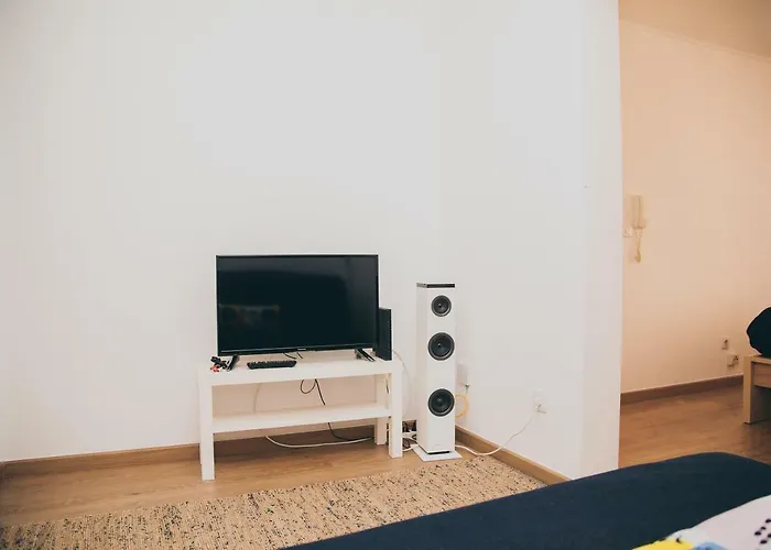 A Casa Do Jardim A Estrela I * Lisboa