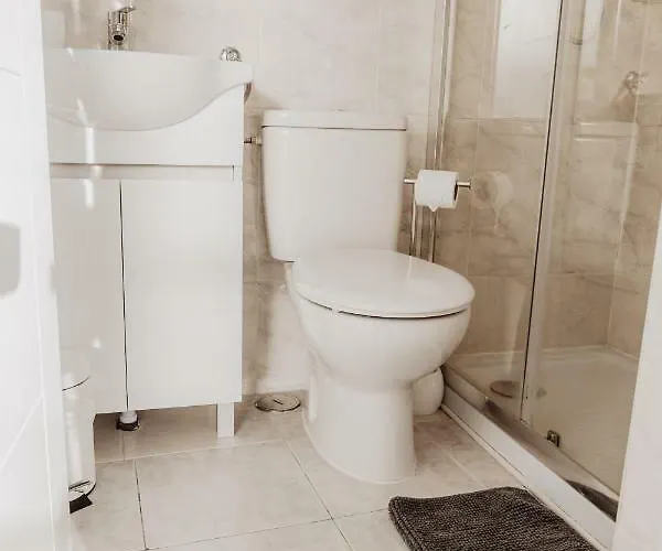 A Casa Do Jardim A Estrela I * Lisboa